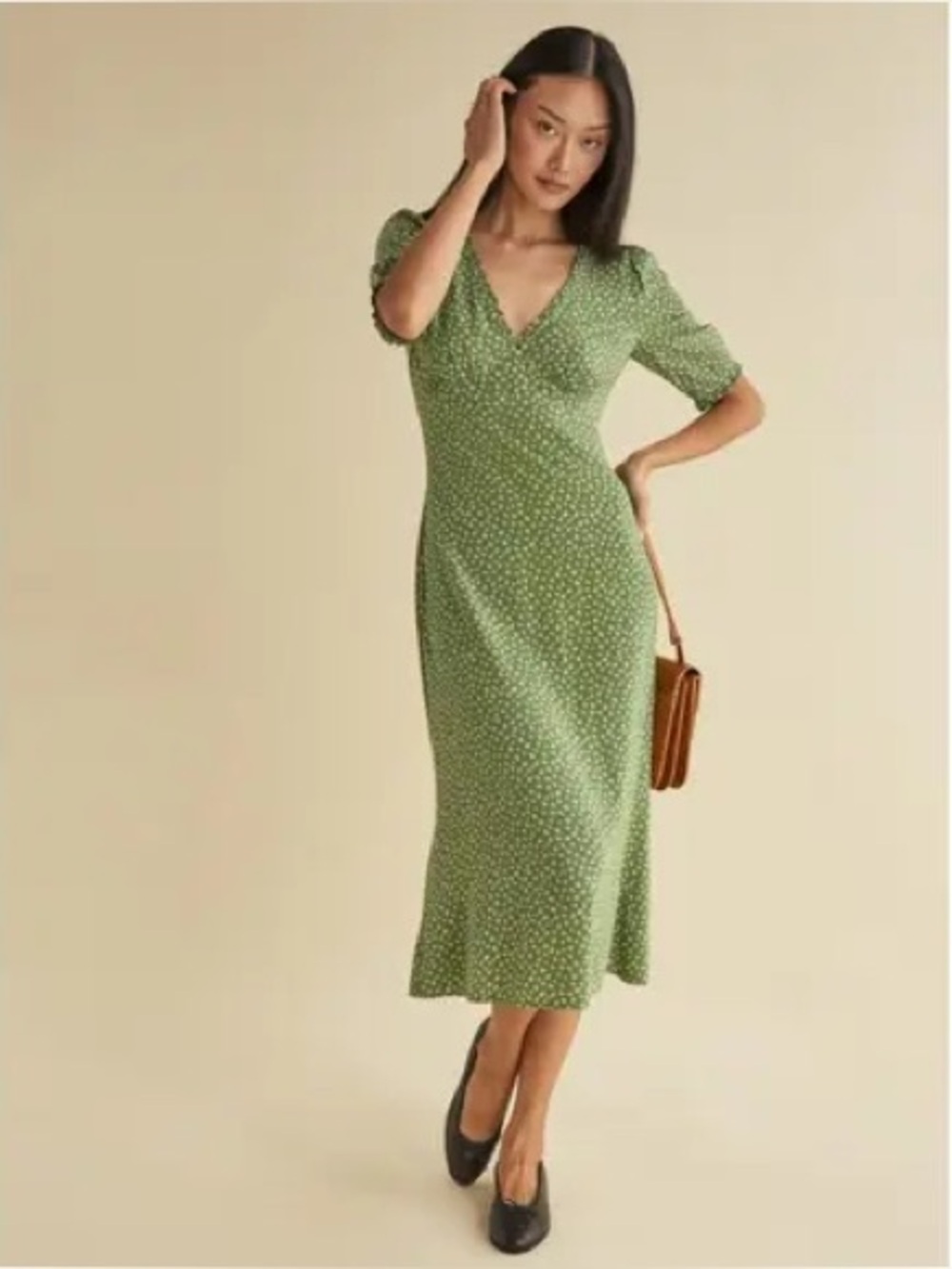 Reformation green V neck dress Size 4